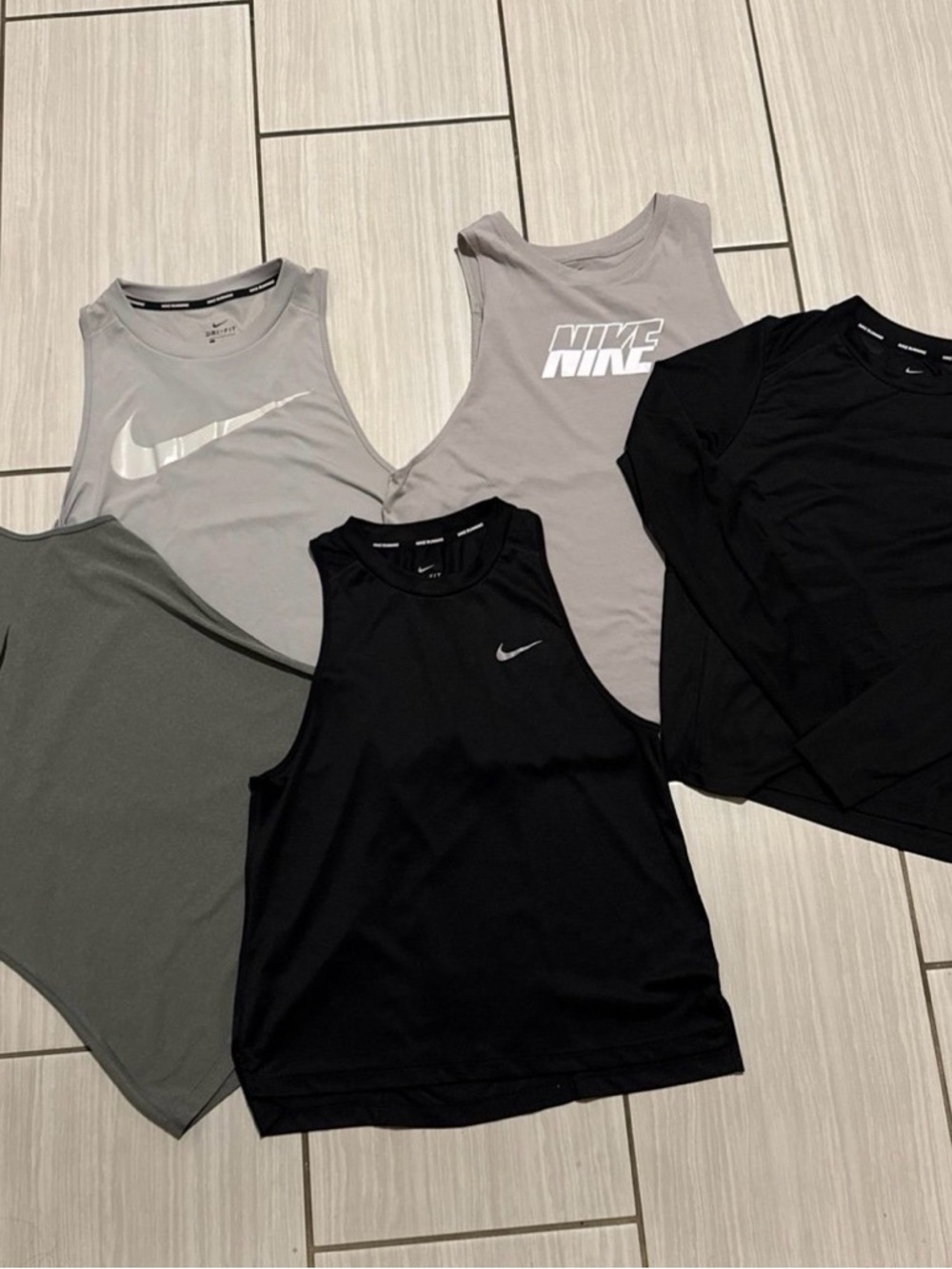 Women’s Nike Athletic Bundle of 5 Tops